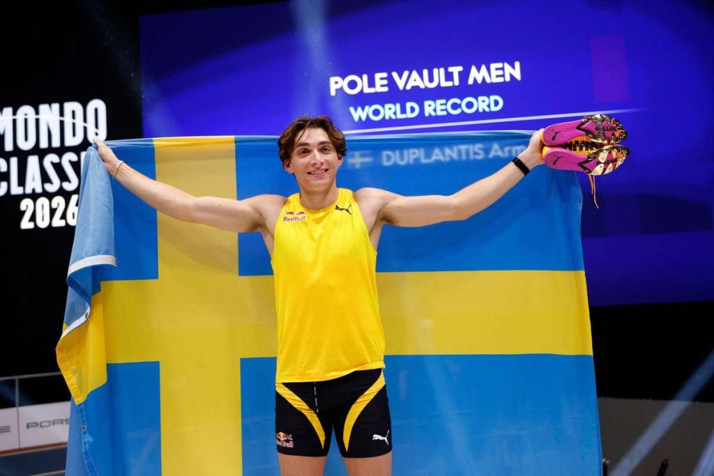 O realizare remarcabila Suedezul Armand Duplantis a doborat al 15 lea record mondial la saritura cu prajina