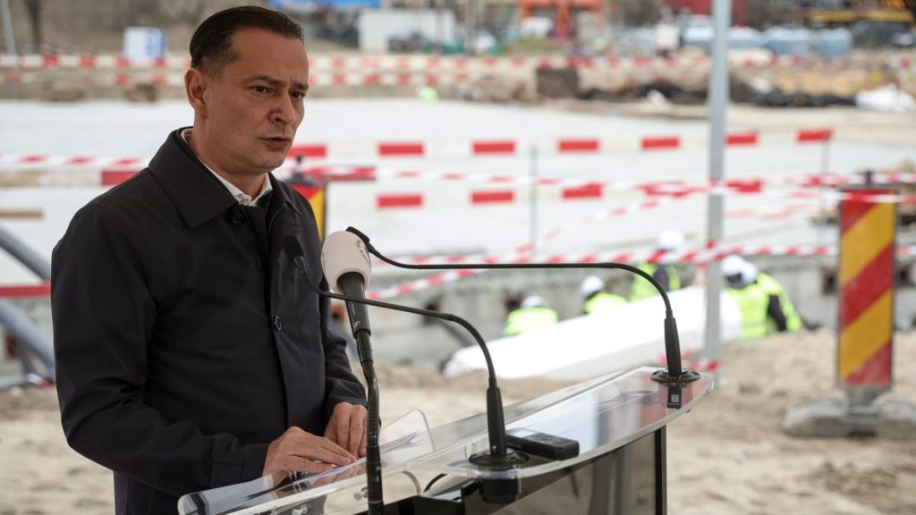 O senatoare USR ii cere lui Daniel Baluta sa anuleze taxa de regenerare urbana si sa restituie sumele