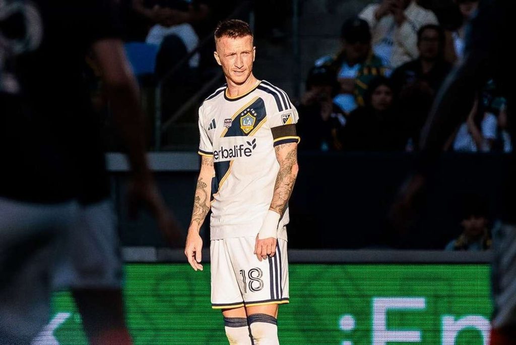 Oficial: Marco Reus își prelungește contractul cu LA Galaxy până în 2027 Oficial Marco Reus isi prelungete contractul cu LA Galaxy pana in 2027