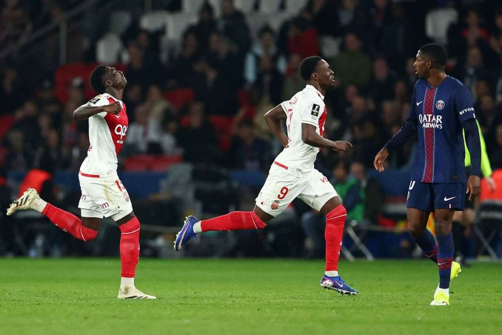 PSG surprinsa acasa de Monaco Lupta pentru titlu in Ligue 1 devine tot mai complicata