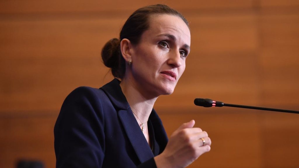 România a fost invitată la negocierile cu Franța pentru descurajarea nucleară. Țoiu: Decizia… Romania a fost invitata la negocierile cu Franta pentru descurajarea nucleara Toiu Decizia