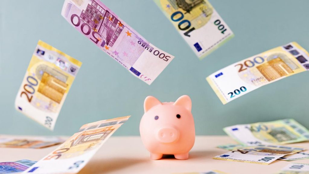 Romnia ar putea primi fonduri din PNRR pentru reforma pensiilor judectorilor Vom beneficia de asemenea de 3 miliarde