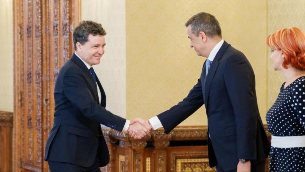 Surse: Nicușor Dan l-a invitat miercuri pe Sorin Grindeanu la Palatul Cotroceni, în contextul… Surse Nicusor Dan l a invitat miercuri pe Sorin Grindeanu la Palatul Cotroceni in contextul