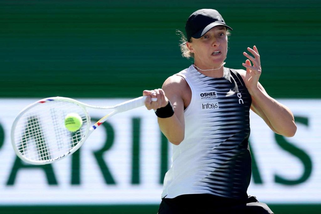 Tracker de Tenis Swiatek o invinge pe Day la Indian Wells Djokovic obtine cu dificultate calificarea in turul 3