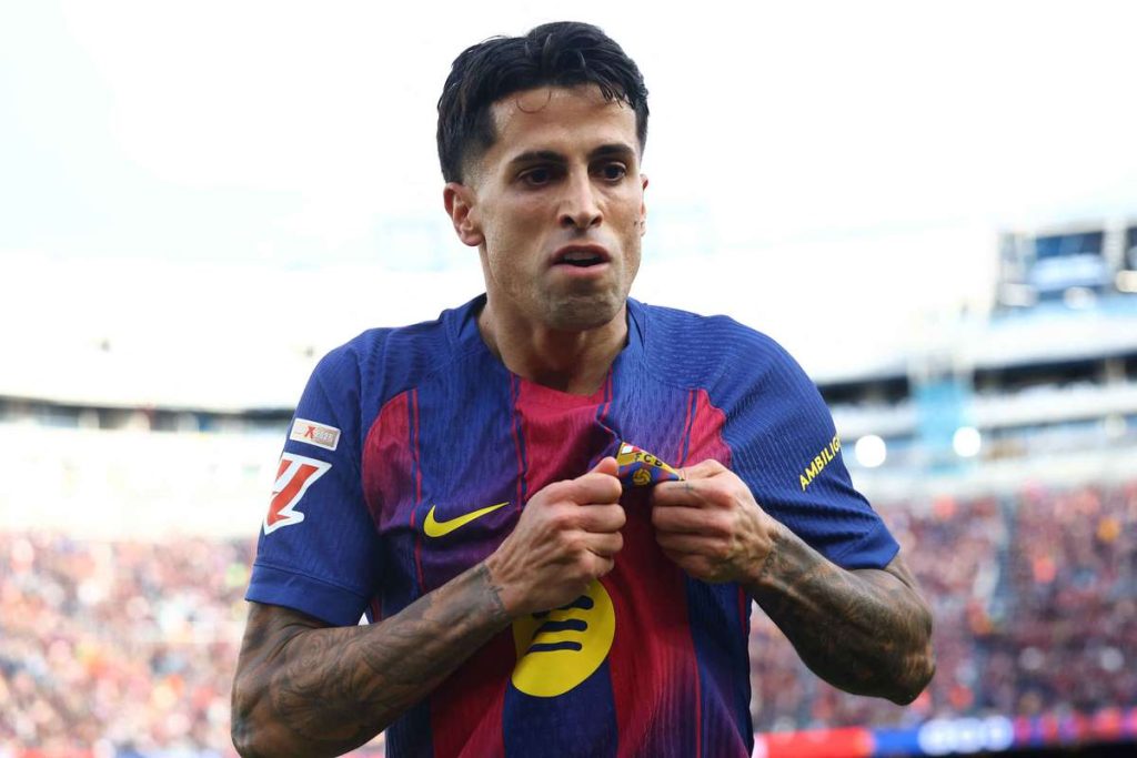 Barcelona a decis deja ce va fi cu viitorul lui Joao Cancelo. Barcelona a decs deja ce va fi cu viitorul lui Joao Cancelo