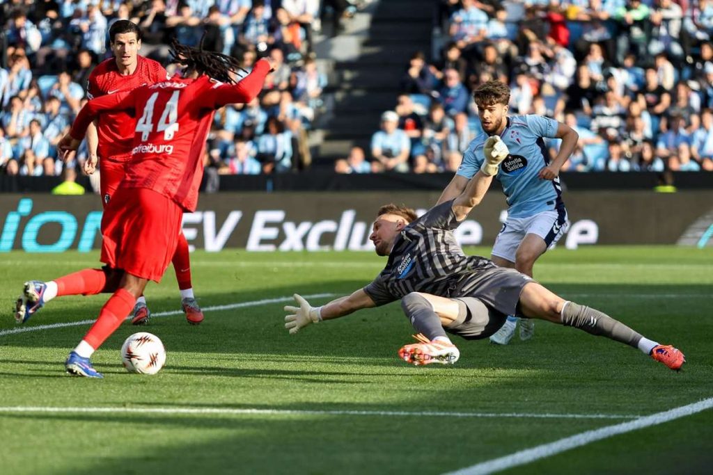 Cupe europene: Răzvan Marin și Andrei Rațiu, titulari în AEK – Rayo – marchează primele goluri / Ionuț Radu, eliminat Cupe europene Razvan Marin si Andrei Ratiu titulari in AEK Rayo marcheaza primele goluri Ionut Radu eliminat