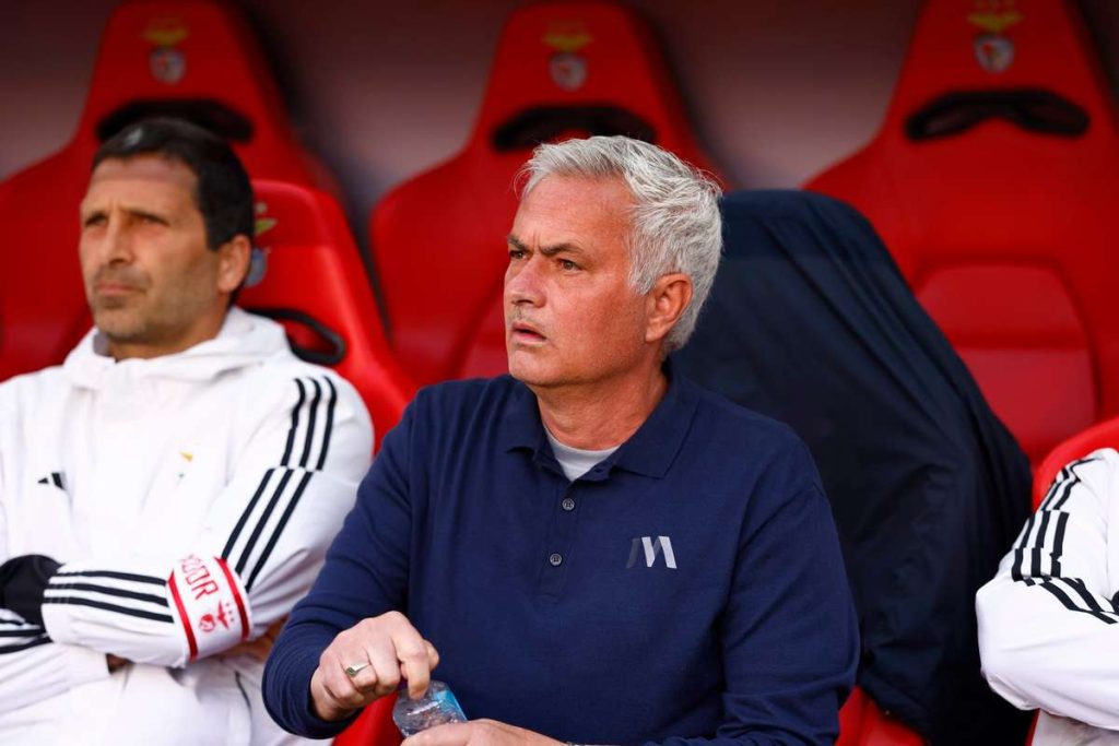 Mourinho impresionat de Chivu Comentarile portughezului despre antrenorul lui Inter