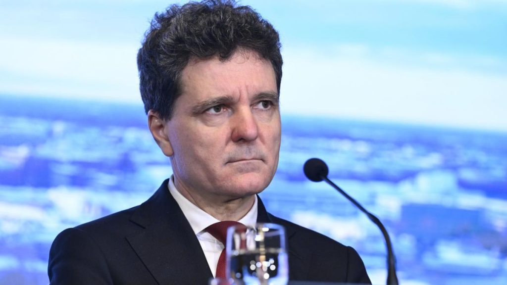 Nicusior Dan isi exprima neutralitatea in conflictul PSD Bolojan dar avertizeaza ca nu va numi un