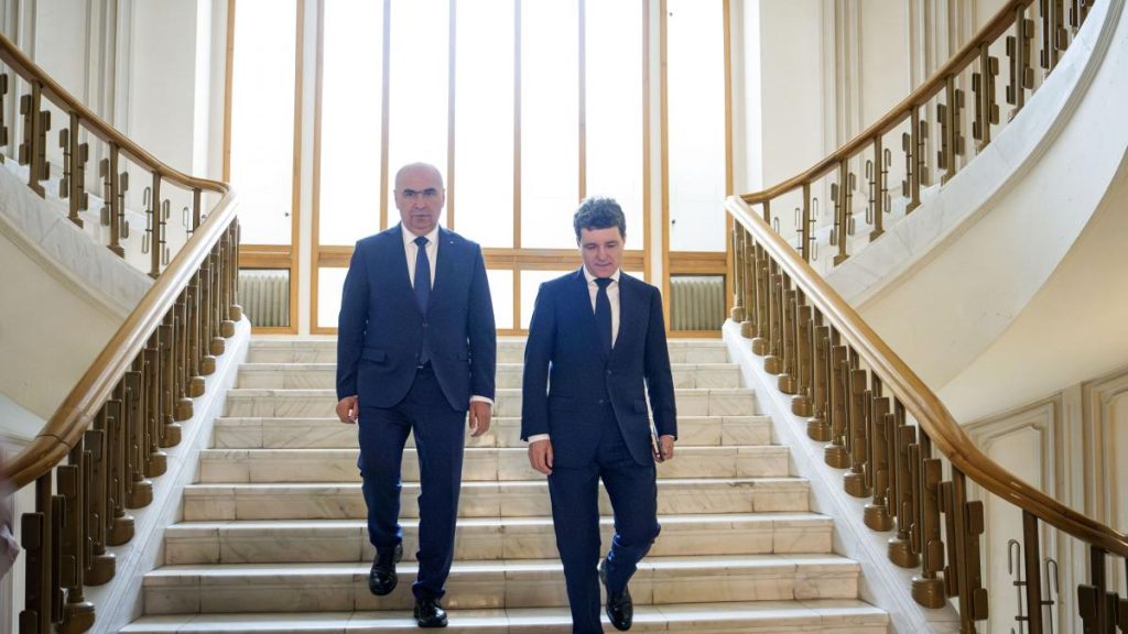 Președintele Nicușor Dan, întrebat dacă va numi un alt premier PNL în locul lui Bolojan: „Sunt… Presedintele Nicusor Dan intrebati daca va numi un alt premier PNL in locul lui Bolojan Sunt
