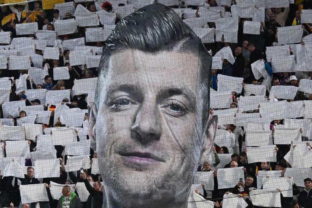 Toni Kroos se apropie de o revenire la Real Madrid