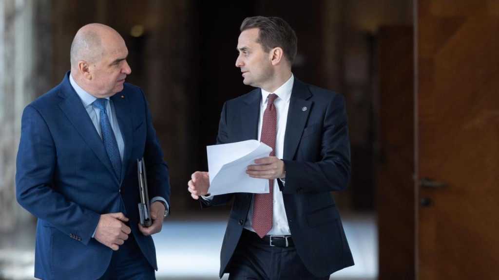 surse combinarea pensiei cu salariul interzis in sectorul public proiectul va fi discutat in sedinta de guvern sindicatele