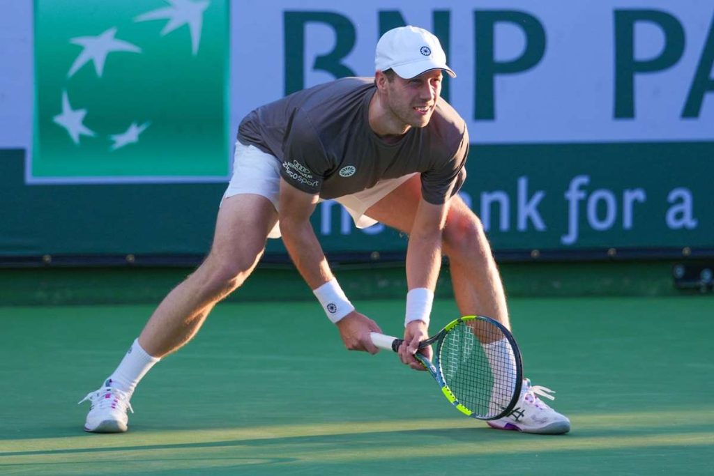 tennis tracker continuarea turneului tiriac open primul meci al zilei este intre shevchenko si botic van de zandschulp