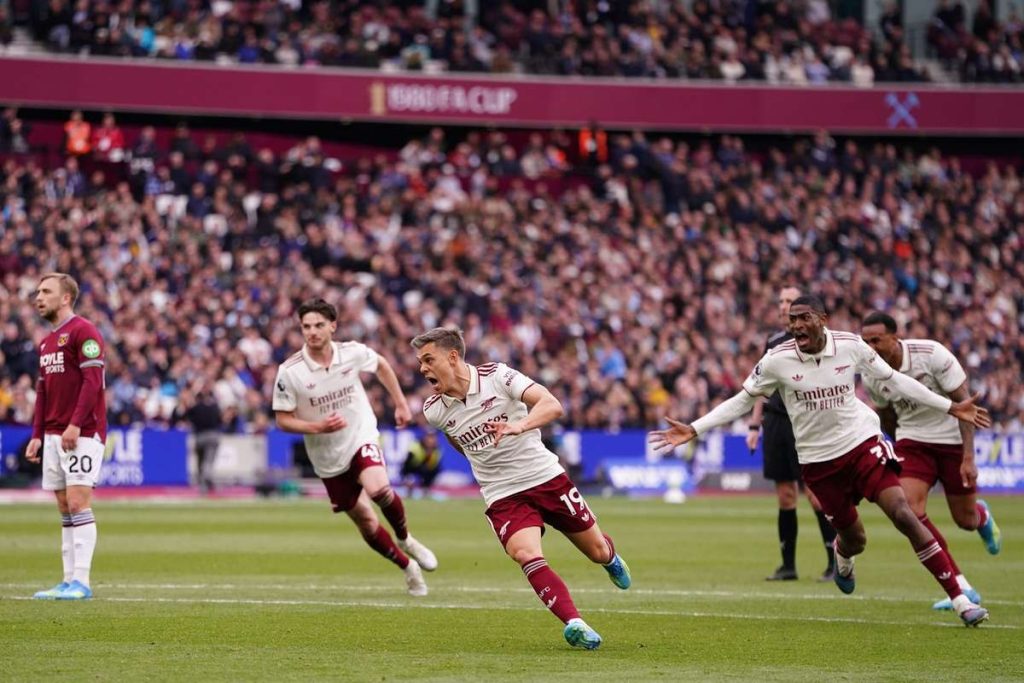 Cum a reusit Arsenal sa invinga o West Ham aflata in lupta pentru evitarea retrogradarii