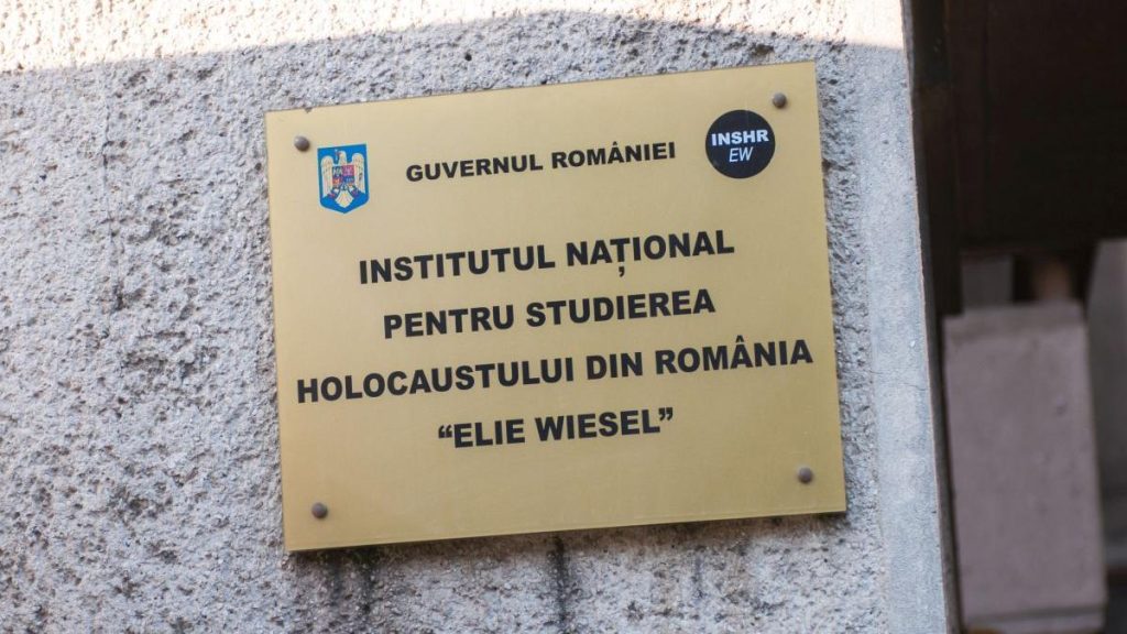 Institutul Elie Wiesel acuza AUR ca intentioneaza sa l desfiinteze Muzeul de Istorie este de asemenea vizat