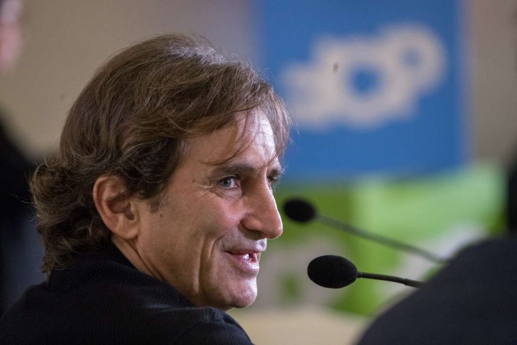 doliu in lumea sporturilor cu motor a murit fostul pilot de formula 1 alex zanardi