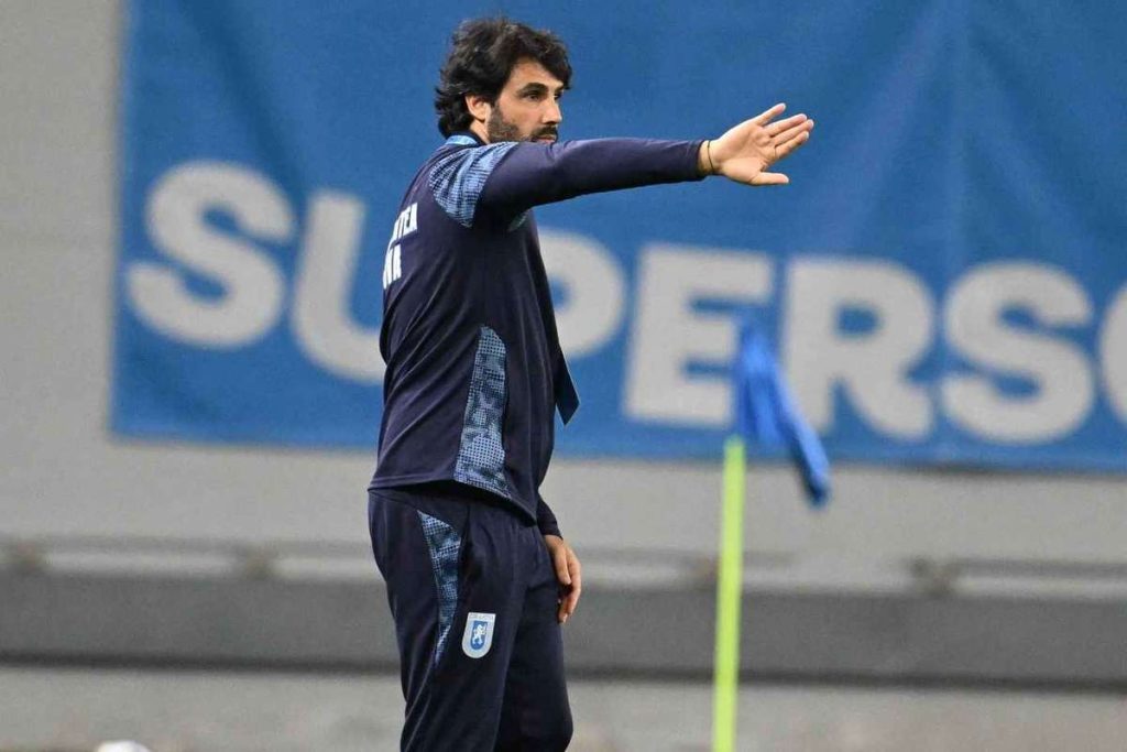 Arbitri din Suedia si Italia pentru partida Universitatea Craiova Levski Sofia