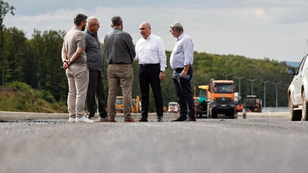 Bolojan a verificat șantierul Autostrăzii Transilvania. „De la 1 decembrie ar trebui să se circulă…” Bolojan a verificat santierul Autostrazii Transilvania De la 1 decembrie ar trebui sa se circula