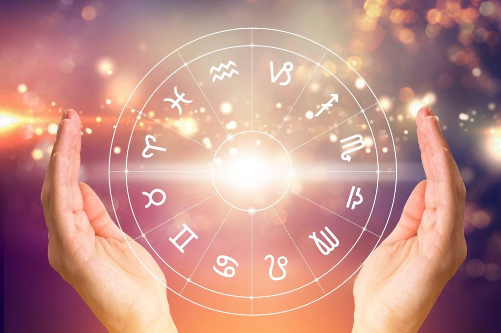 Cele 5 zodii care se vor bucura de o perioadă de prosperitate la începutul lunii august 2026. Universul le va aduce oportunități pentru succes și împlinire. Cele 5 zodii care se vor bucura de o perioada de prosperitate la inceputul lunii august 2026 Universul le va aduce oportunitati pentru succes si implinire