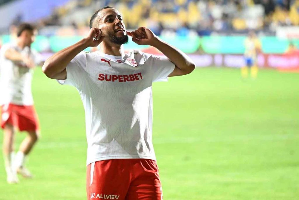 Dinamo a transferat un jucator titular inainte de startul Superligii Destinatie surprinzatoare