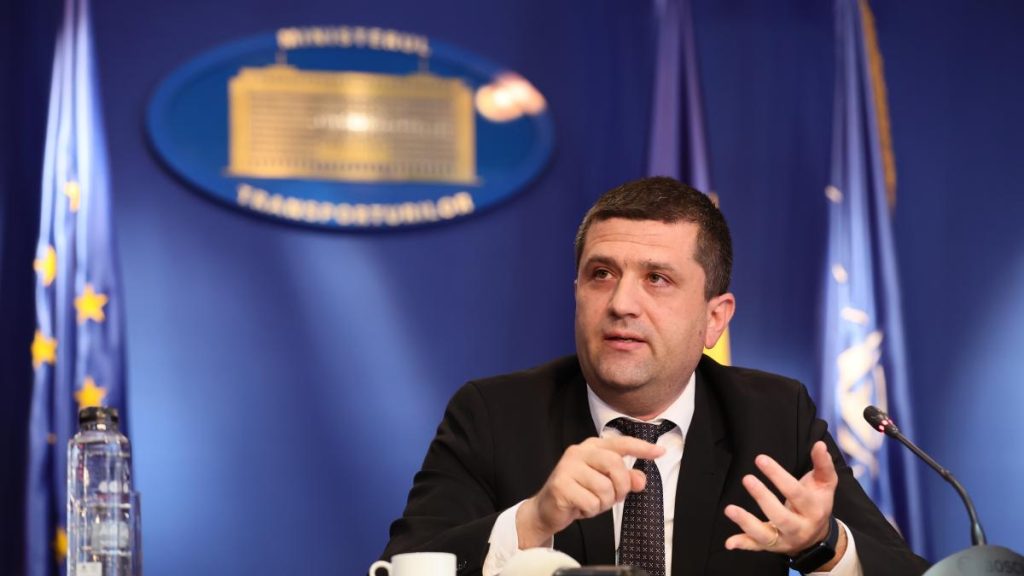Doua cladiri au fost construite la mai putin de 100 de metri de un depozit de munitie din Pitesti