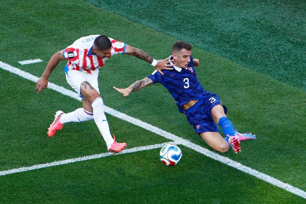 Informatia zilei in Franta Lucas Digne ar putea sa se intoarca la PSG Francezii au inceput negocierile