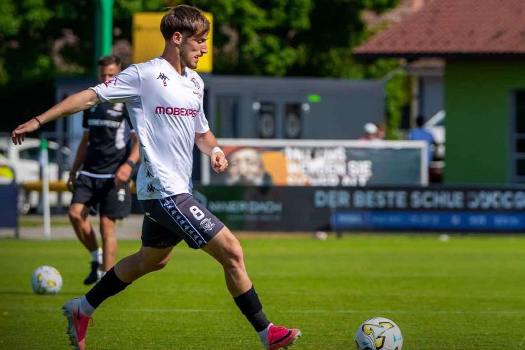 LIVE SK Rapid – Rapid București: Al doilea meci amical al verii pentru echipa din Giulești LIVE SK Rapid Rapid Bucuresti Al doilea meci amical al verii pentru echipa din Giulesti
