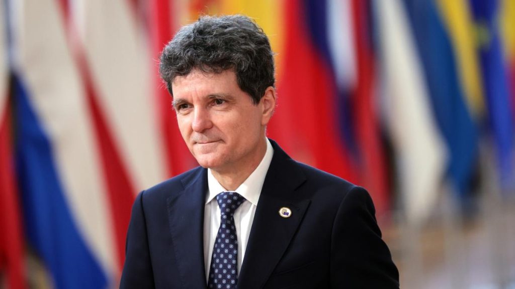 Nicisor Dan isi exprima speranta ca criza politica se va incheia in aceasta vara Raspunsul nu este la mine ci la