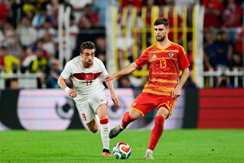 OFICIAL Dinamo isi intareste apararea cu un international din Macedonia de Nord