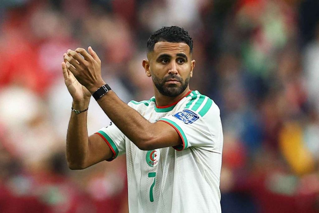 Riyad Mahrez paraseste Al Ahli dupa ce si a anuntat retragerea din echipa nationala a Algeriei