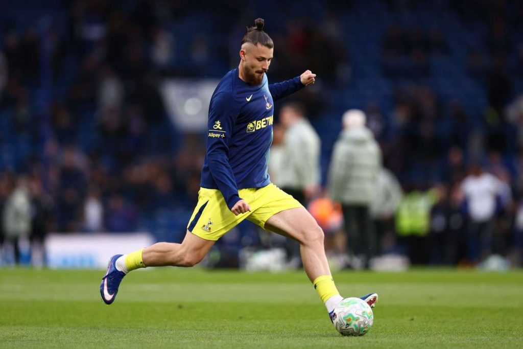 Transferul s a efectuat Radu Dragusin revine in Serie A