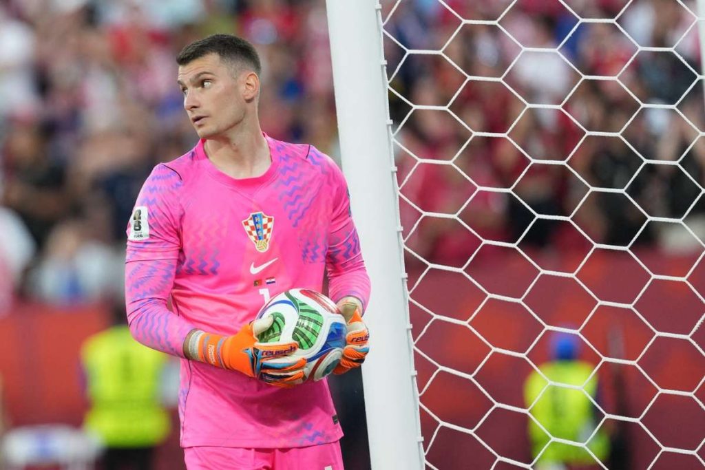 Barcelona se apropie de finalizarea transferului unui portar. Barcelona se apropie de finalizarea transferului unui portar