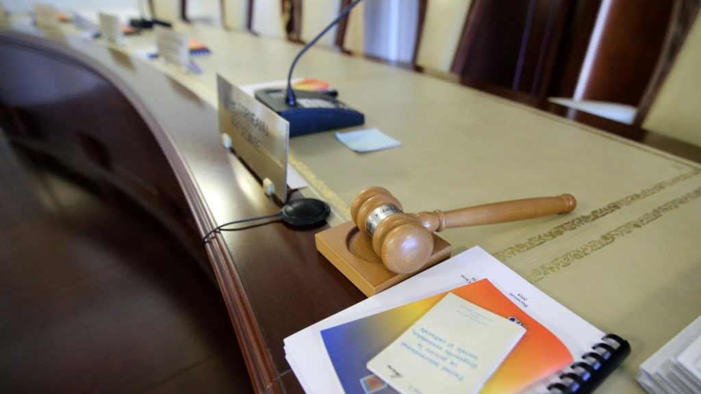 CCR analizeaza noua Lege ANI Sesizarea se concentreaza pe amendamentul AUR privind averile partenerelor si