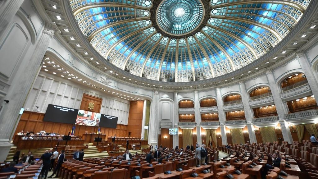 Cum este organizat formularul de interese care înlocuiește declarațiile de avere ale demnitarilor, conform Legii ANI. Ce informații vor rămâne confidențiale. Cum este organizat formularul de interese care inlocuieste declaratiile de avere ale demnitarilor conform Legii ANI Ce informatii vor ramane confidentiale