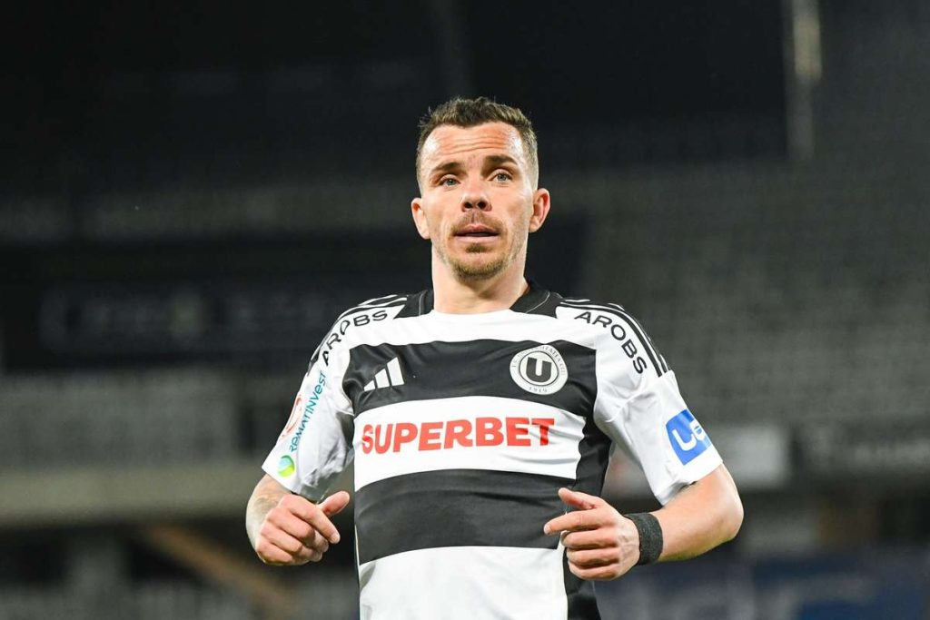 Dan Nistor, record absolut în Superligă! L-a depășit pe Ionel Dănciulescu la numărul de meciuri disputate. Dan Nistor record absolut in Superliga L a depasit pe Ionel Danciulescu la numarul de meciuri disputate