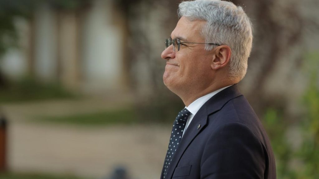 Dragos Puslaru recunoaste ca propunerea de nerefuzat a legii salarizarii a fost refuzata de Comisia Europeana Fondurile pentru cresturi lipsesc