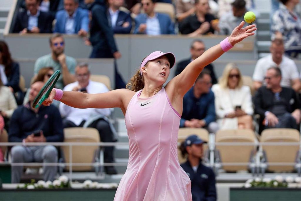 Duelul generațiilor! Andreeva o înfruntă pe Pliskova și câștigă în mai puțin de o oră Duelul generatiilor Andreeva o infrunta pe Pliskova si castiga in mai putin de o ora