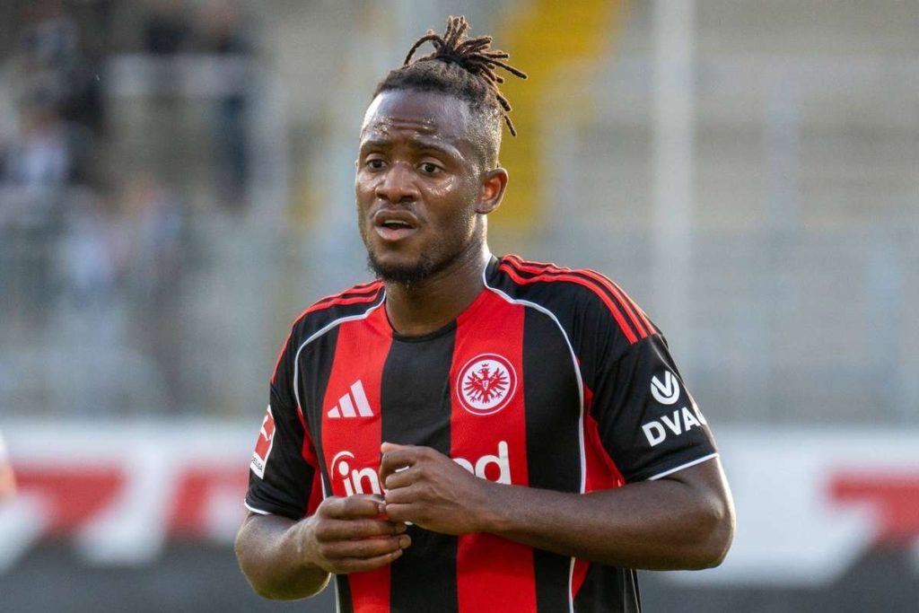 Fostul atacant al lui Chelsea si a gasit echipa Batshuayi a semnat in Arabia Saudita