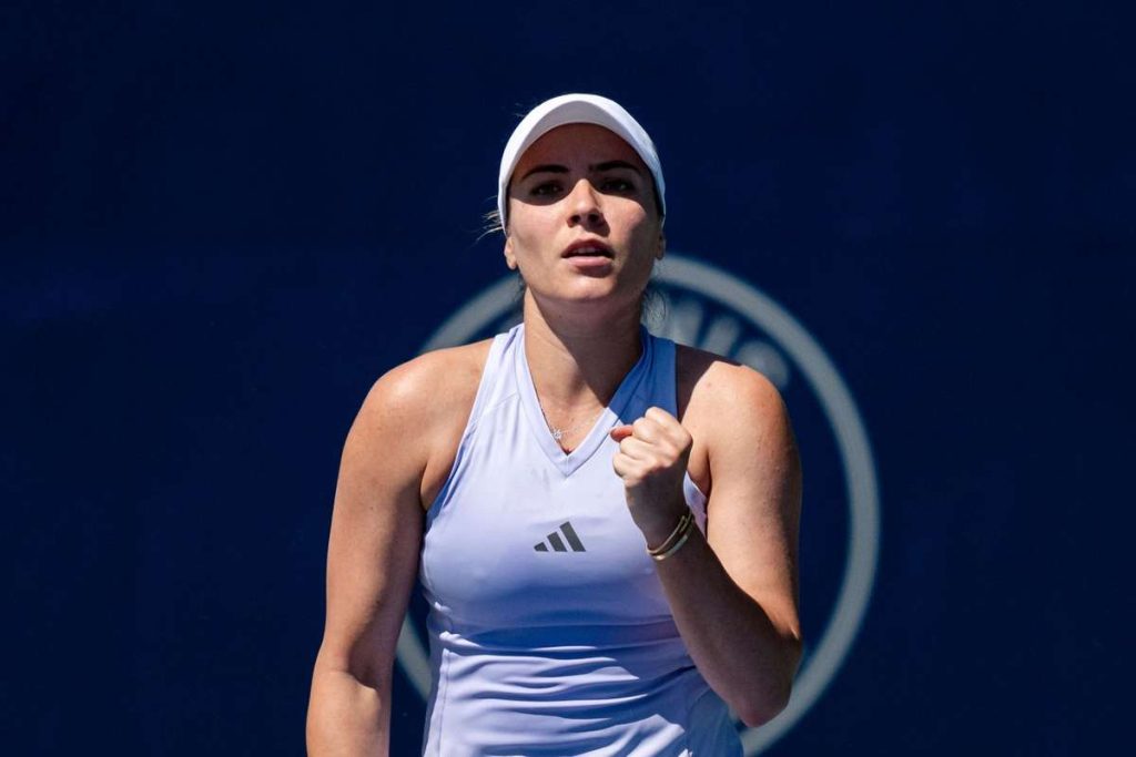 Gabriela Ruse s a calificat fara dificultati in turul doi la Cincinnati