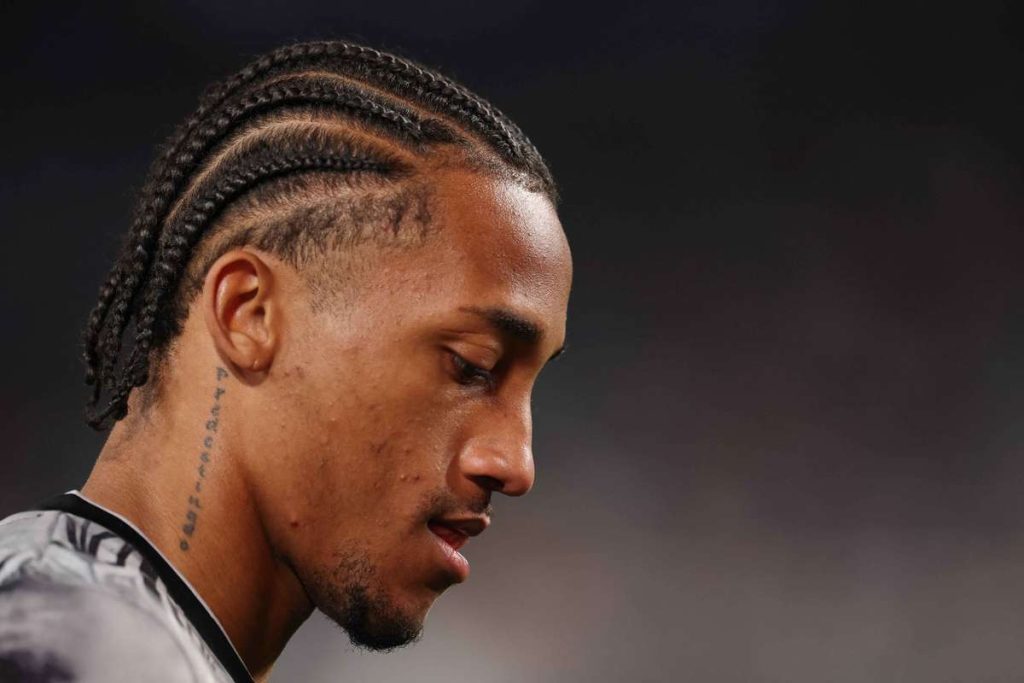 Joao Pedro a semnat prelungirea contractului cu Chelsea până în anul 2034. Joao Pedro a semnat prelungirea contractului cu Chelsea pana in anul 2034