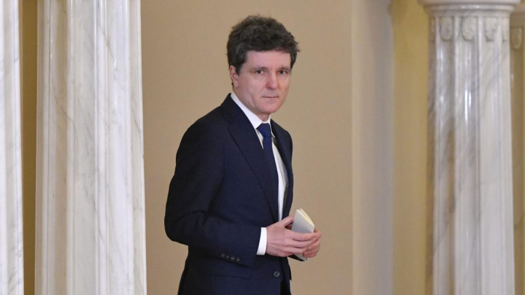 Liderii PSD PNL USR si UDMR sunt invitati la Palatul Cotroceni Nicusor Dan doreste sa stie daca