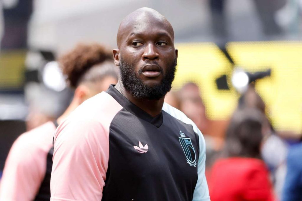 Oficial Romelu Lukaku a semnat cu gigantul turc Fenerbahce Salariul impresionant al starului belgian