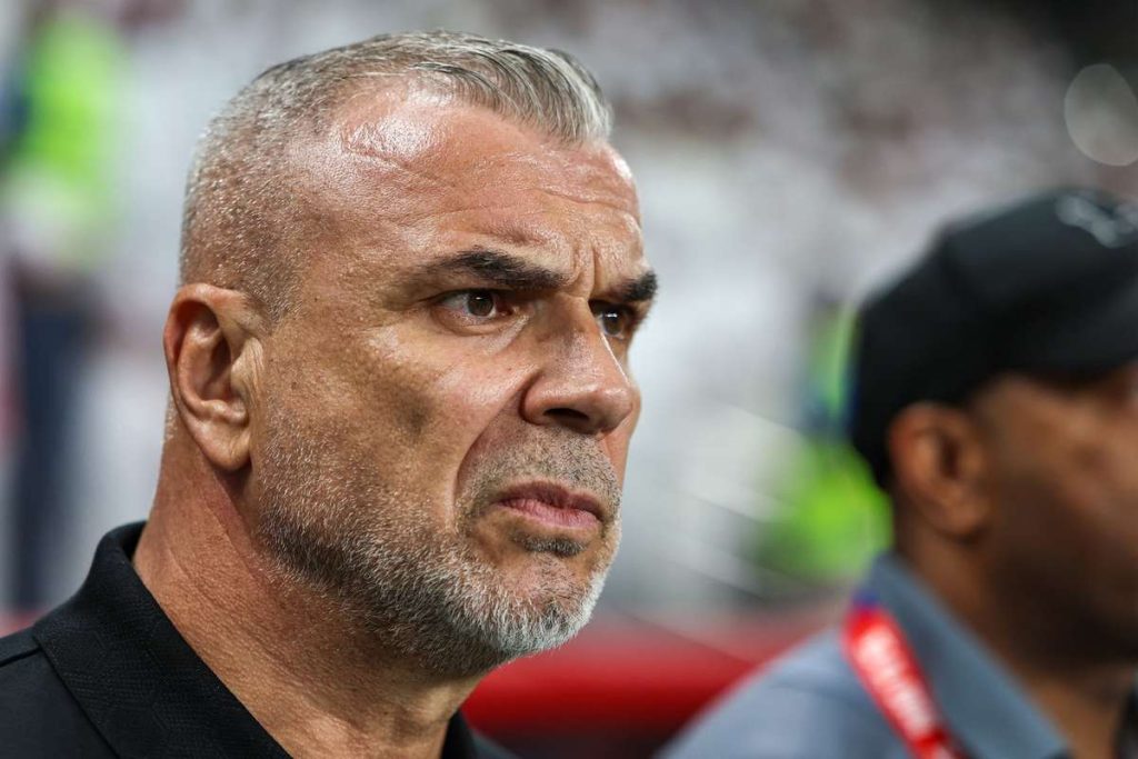 Olaroiu debut de cosmar Eliminat din Liga Campionilor Asiei in prima meci pe banca lui Al Jazira