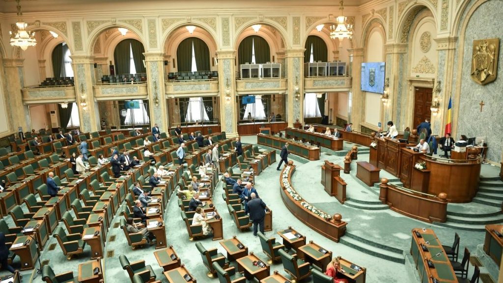 Senatul a votat pentru abrogarea închiderii termocentralelor. Avertismentul lui Bolojan: „Există riscul să avem…” Senatul a votat pentru abrogarea inchiderii termocentralelor Avertismentul lui Bolojan Exista riscul sa avem