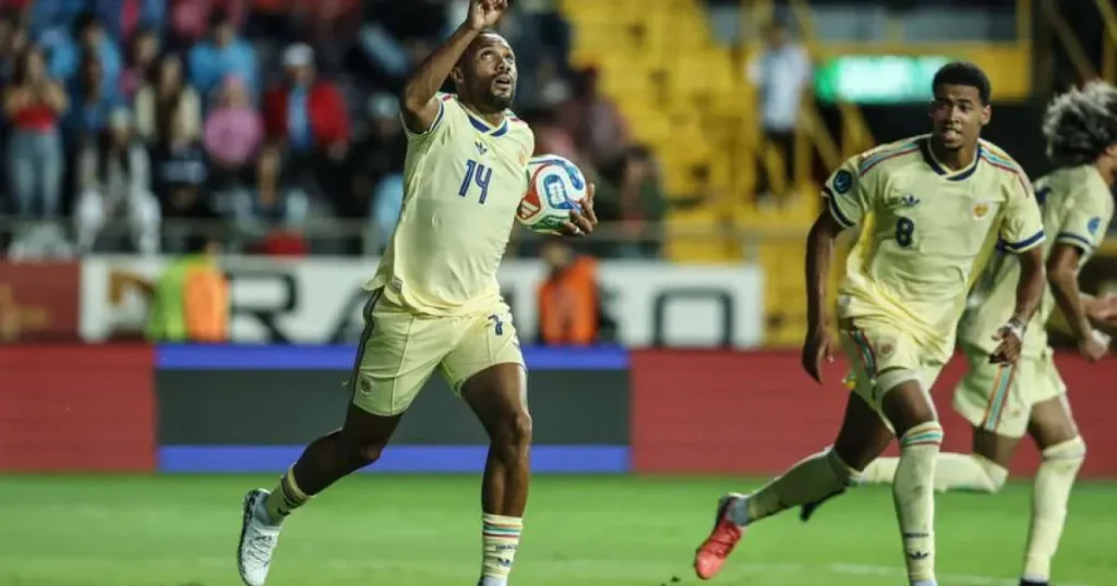 Curacao a învins Costa Rica după ce conducea cu 3-0 la pauză Curacao a învins Costa Rica după ce conducea cu 3-0 la pauză