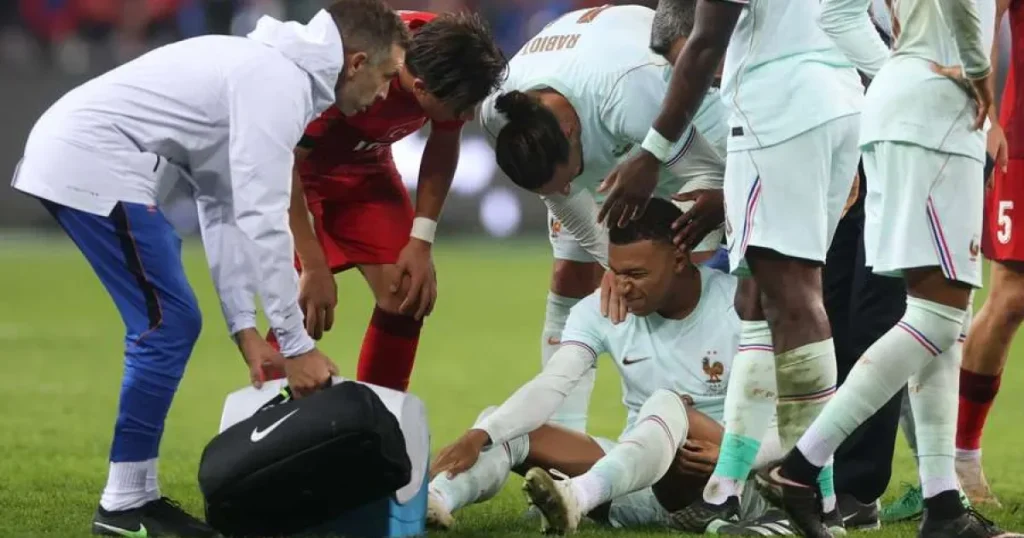 Mbappe înscrie în debutul erei Zidane, dar se accidentează la genunchiul stâng