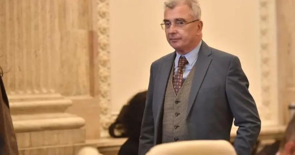 Schița Guvernului Mureșan: independenți la Justiție, Turcan la Muncă, Nazare la Finanțe