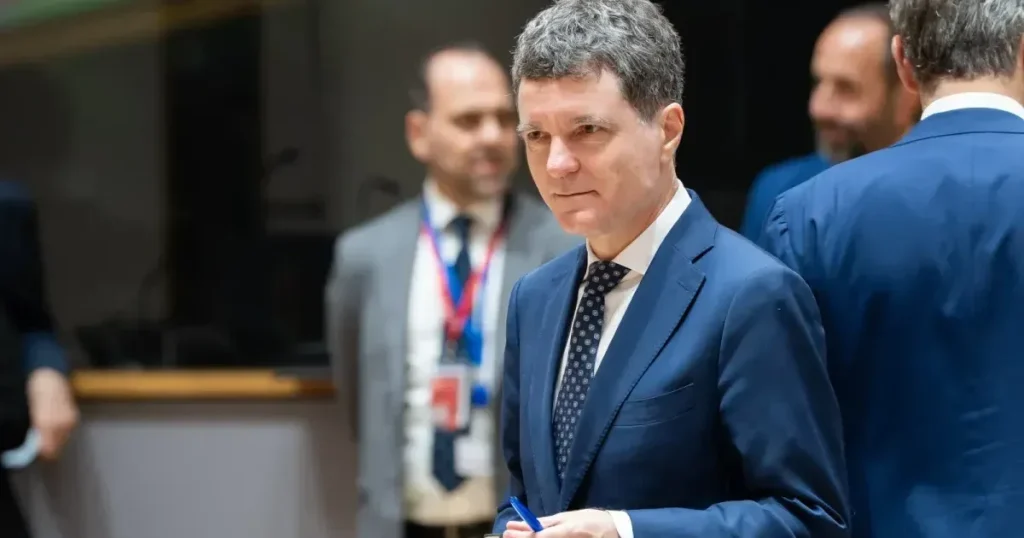 Nicușor Dan, despre sancțiunile împotriva Rusiei, într-un interviu american