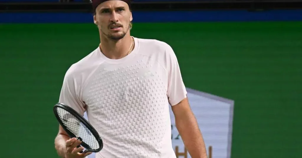 Zverev va fi liderul ATP la finalul anului 2026, după eliminarea lui Alcaraz la Shanghai Zverev va fi liderul ATP la finalul anului 2026, după eliminarea lui Alcaraz la Shanghai